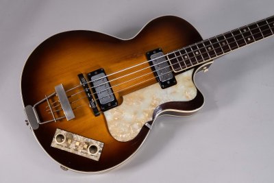 HOFNER CLUB BASS '65 USATO