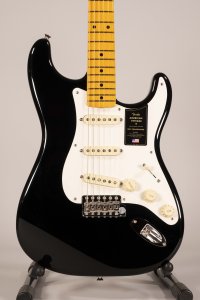 Fender American Vintage II 1957 Stratocaster Maple Black
