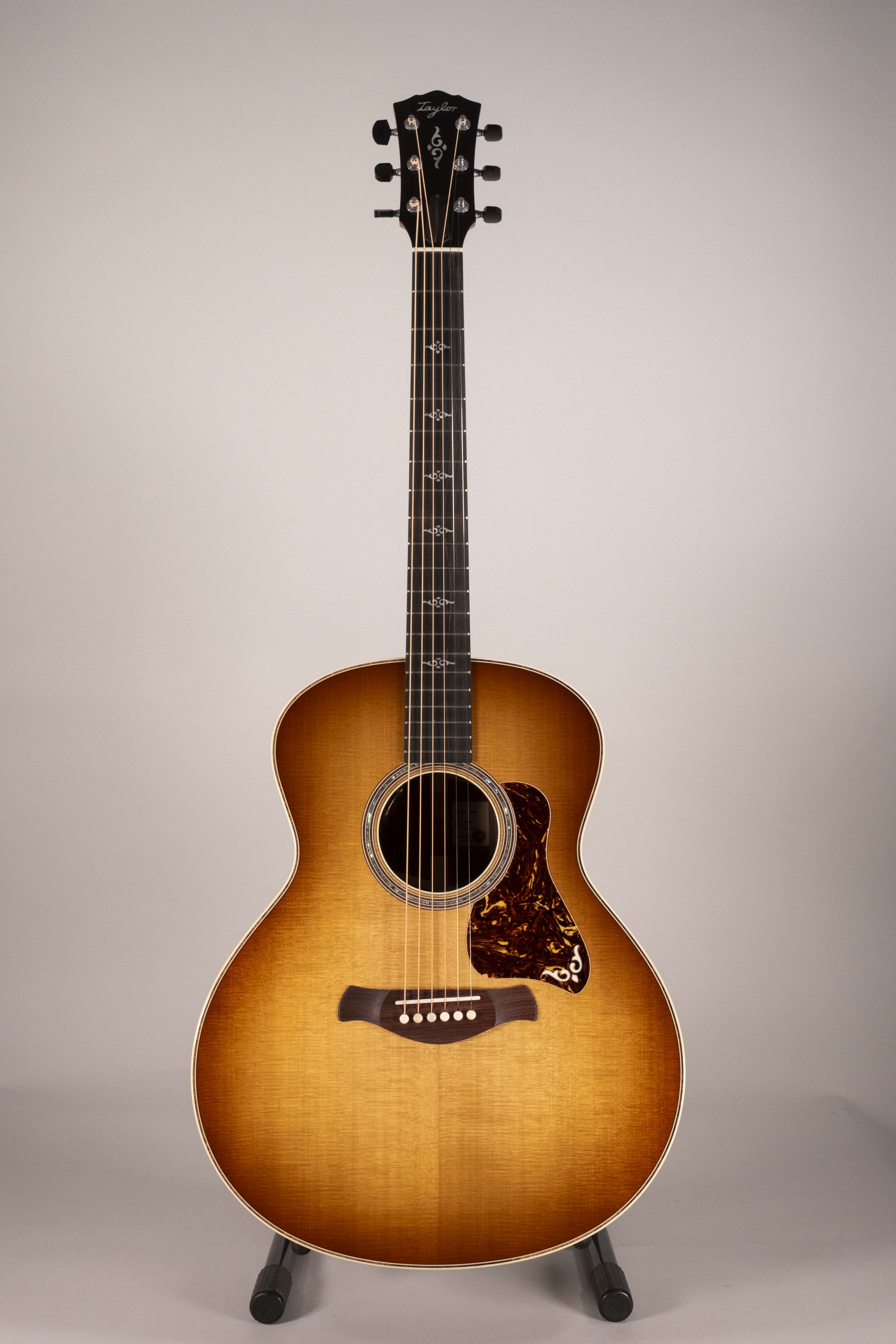 Taylor 814E Sunburst Gold Label