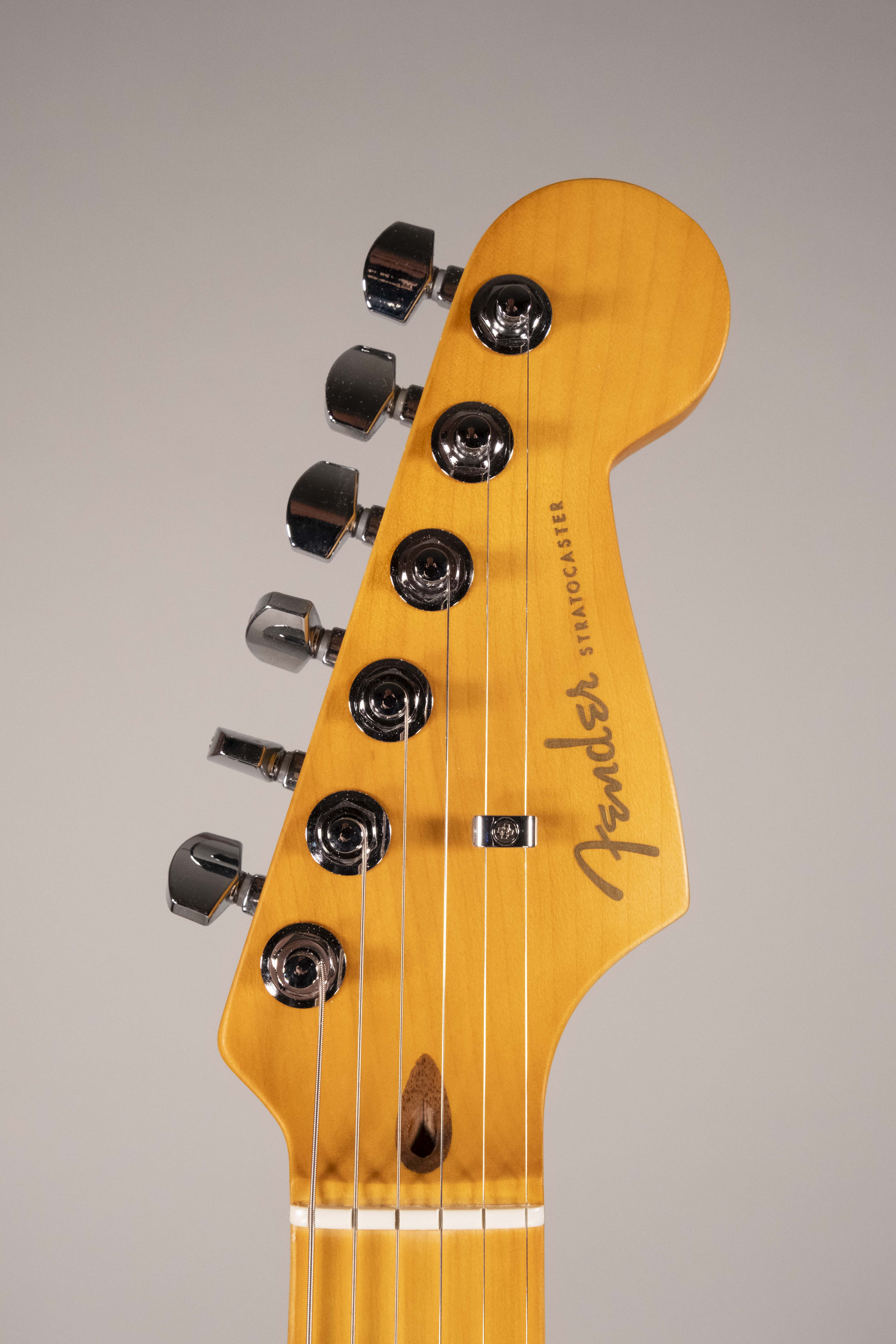Fender Stratcaster HSS American Ultra II Maple Solar Flare