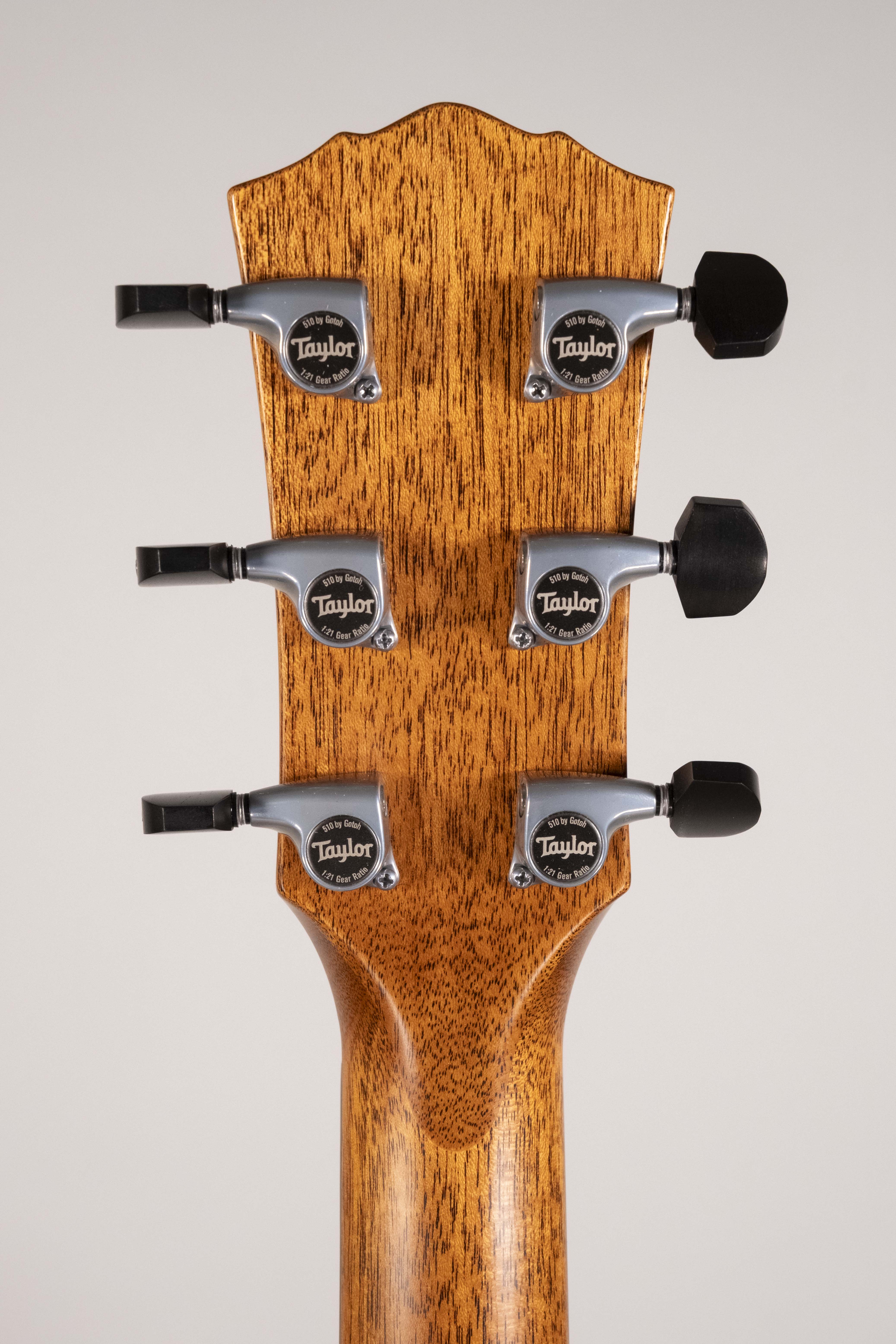 Taylor 814E Sunburst Gold Label
