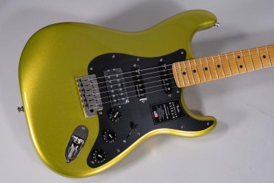 Fender Stratcaster HSS American Ultra II Maple Solar Flare