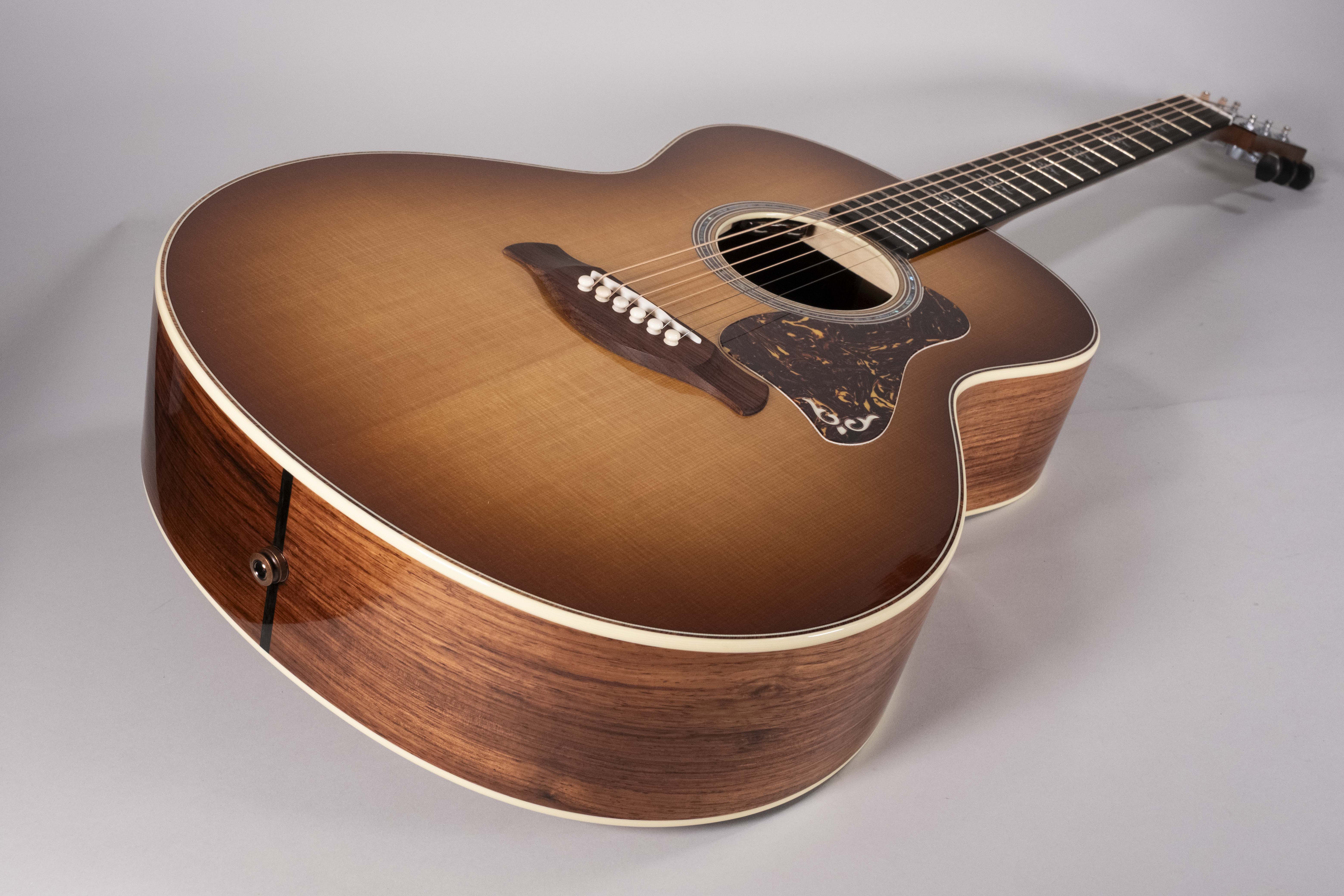 Taylor 814E Sunburst Gold Label