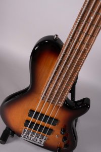 Sadowsky Metroline Bass 5 24 JJ Single Cut Vintage Sunburst