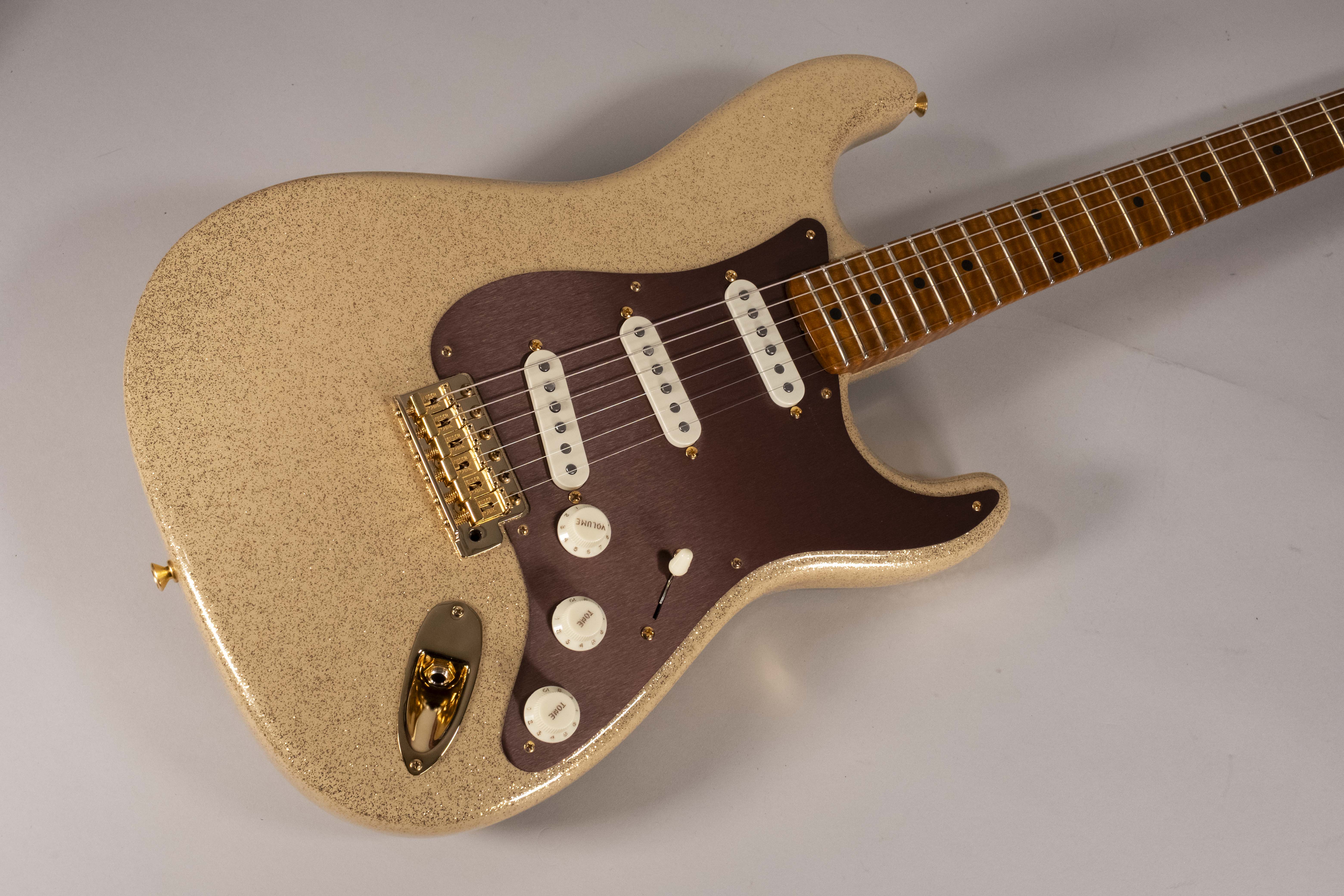 Fender Custom Shop 1959 Stratocaster Masterbuilt by J Smith Mojave Sand Sparkle