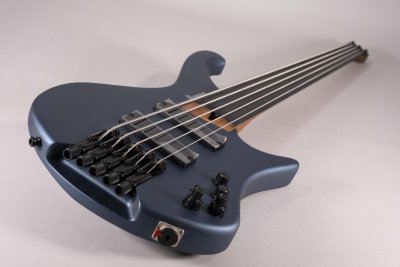 Ibanez EHB1005FAOM 5-STRING Fretless Bass Arctic Ocean Matte