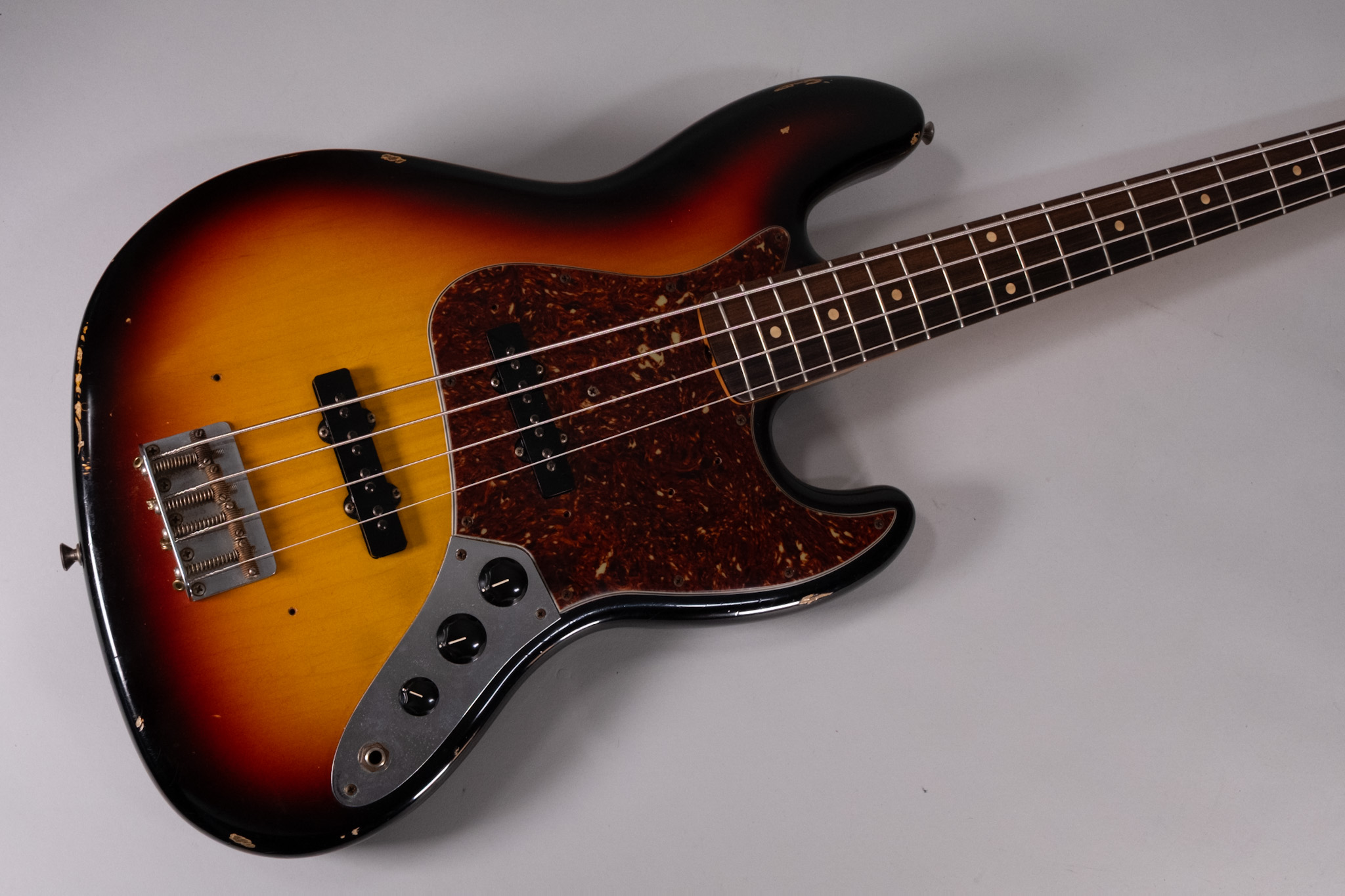 FENDER JAZZ C.SHOP 1964 RELIC USATO