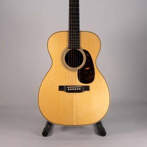 MARTIN 0028 CUSTOM DEEP BODY USATO