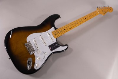 Fender 70th Anniversary American Vintage II 1954 Stratocaster MN 2Color Sunburst