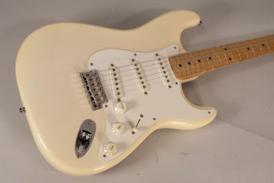 FENDER AM VINTAGE 56 USATA
