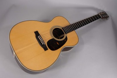 MARTIN 0028 CUSTOM DEEP BODY USATO