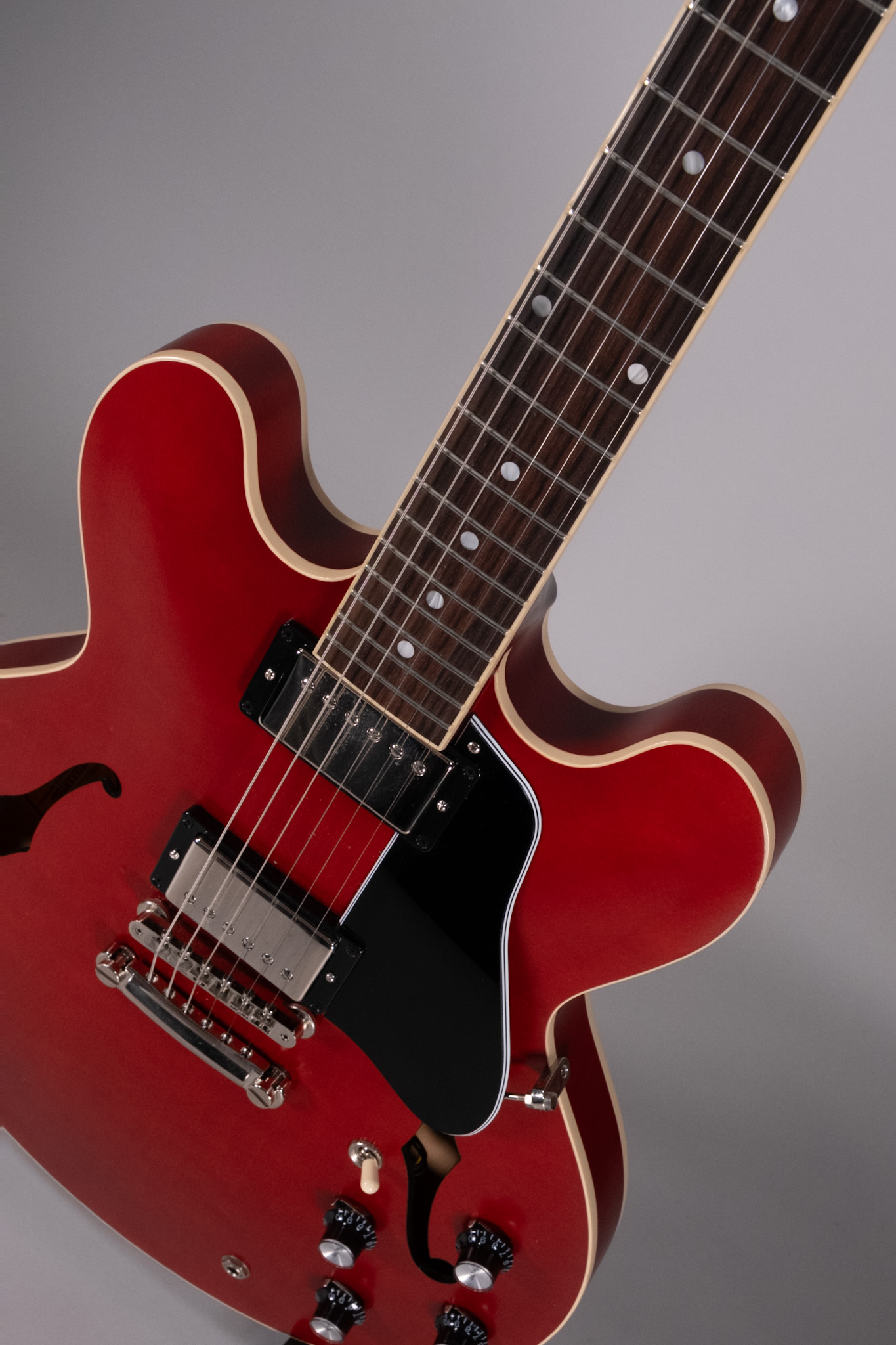 GIBSON ES-335 CHERRY SATIN USATA