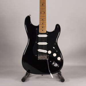 Fender Limited Edition Vintera II '50s Stratocaster Roasted Maple Finish Black