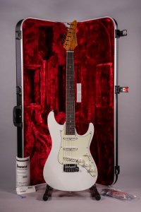 Ibanez Luca Mantovanelli LM1 Luna White