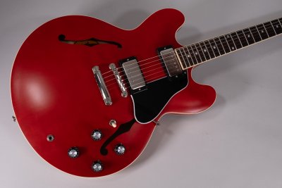 GIBSON ES-335 CHERRY SATIN USATA