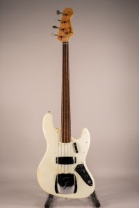 Fender Jazz Bass Vintage re 64 Usato