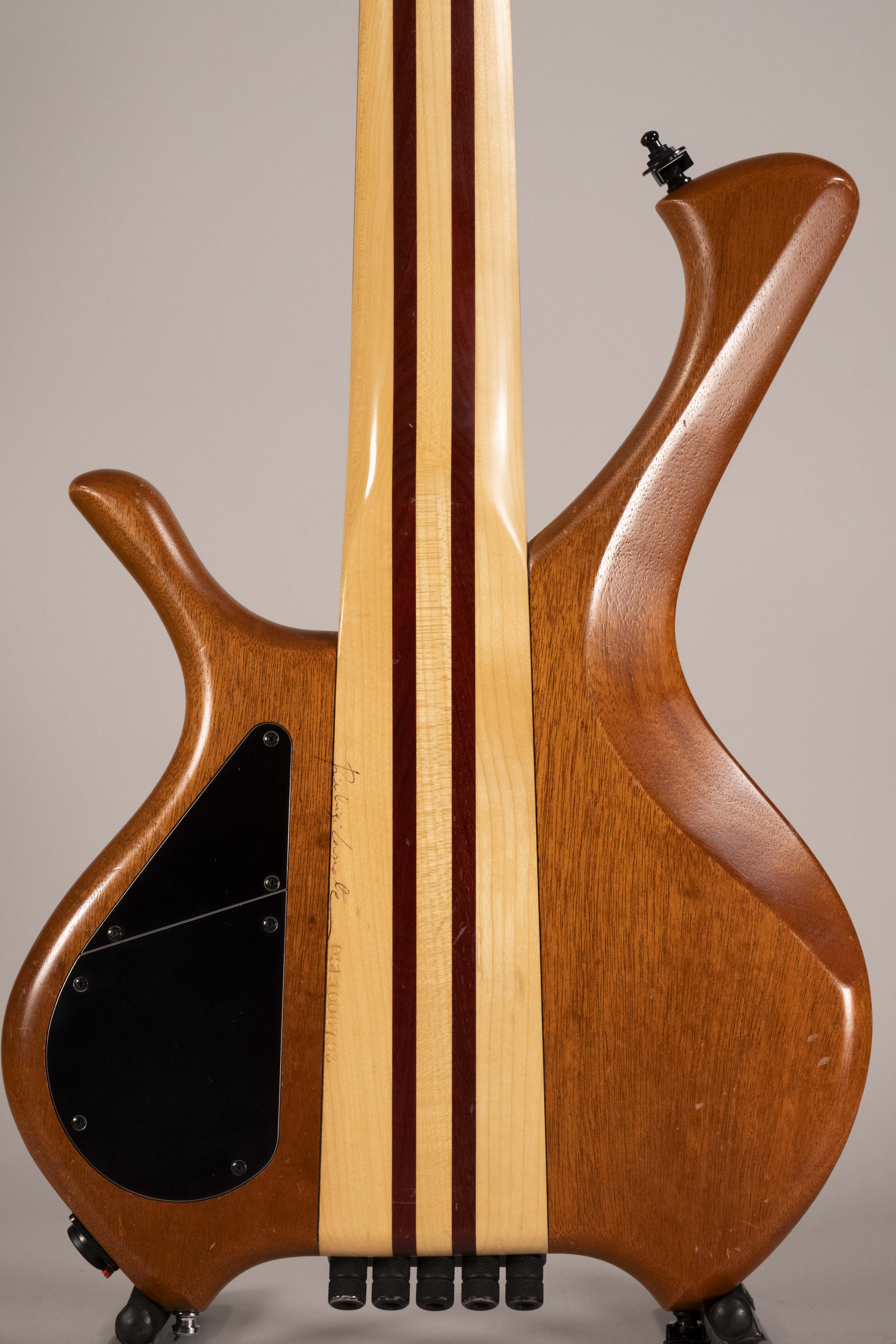 LAURUS T900 FRETLESS USATO