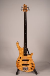 Basso Artigianale 4 C Fretless Usato