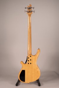 Basso Artigianale 4 C Fretless Usato