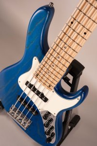 Sadowsky Metroline Bass 5 24 JJ Vintage Ocean Blue Satin