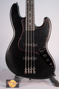 Fender Ltd Hybrid II Jazz Bass RW Noir Black