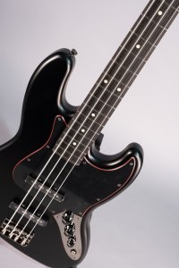 Fender Ltd Hybrid II Jazz Bass RW Noir Black