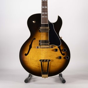 GIBSON ES-175 VS USATA