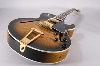 GIBSON ES-175 VS USATA