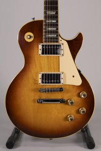 GIBSON LES PAUL DELUXE 1975 USATA