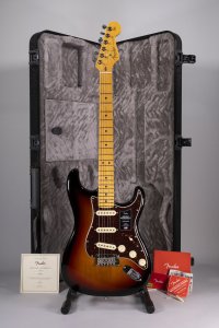 FENDER STRATO PRO II 2023 SB USATA