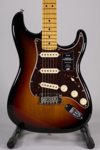 FENDER STRATO PRO II 2023 SB USATA