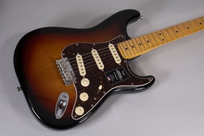 FENDER STRATO PRO II 2023 SB USATA