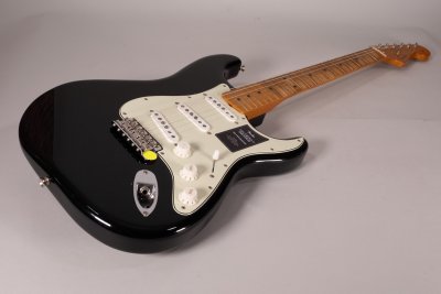 Fender Stratocaster '60s Vintera II Road Worn in Edizione Limitata MN Black