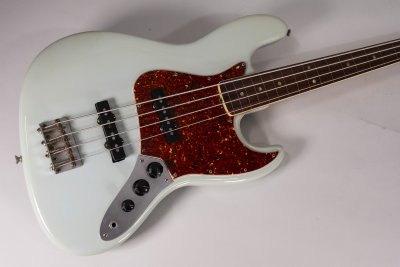 FENDER JAZZ 1966 FRETLESS REFINISH USATO