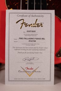 Fender Pino Palladino Signature Precision Bass Fiesta Red