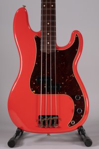 Fender Pino Palladino Signature Precision Bass Fiesta Red