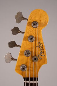 Fender Custom Shop Limited `62 Precision Bass Relic Aged Candy Apple Red