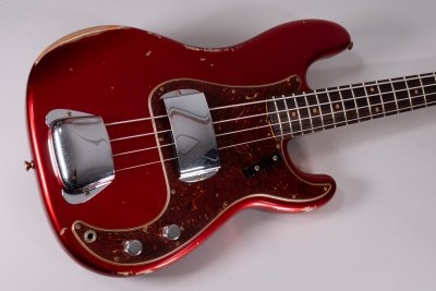 Fender Custom Shop Limited `62 Precision Bass Relic Aged Candy Apple Red