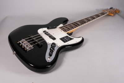 Fender Vintera III Late 60 Precision Bass Rw Black