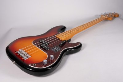 Fender Vintera III Late 60 Precision Bass Mn 3-Color Sunburst
