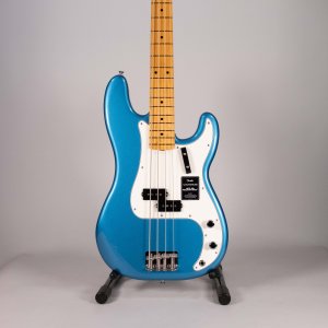 Fender Vintera III Late 60 Precision Bass Mn Lake Placid Blue