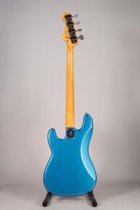 Fender Vintera III Late 60 Precision Bass Mn Lake Placid Blue