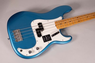 Fender Vintera III Late 60 Precision Bass Mn Lake Placid Blue