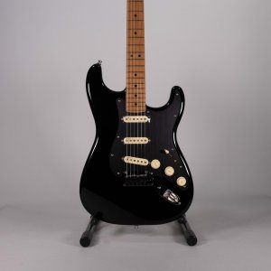 Fender Limited Edition American Ultra II Stratocaster Maple Black