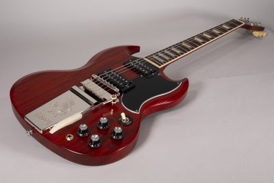 Gibson SG Standard 61 Maestro Vibrola Faded Vintage Cherry Satin