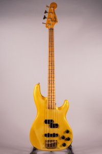 Fender Jazz Spe. 4 c Made in Japan Usato