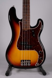 FENDER PRECISION AM VINTAGE II USATO