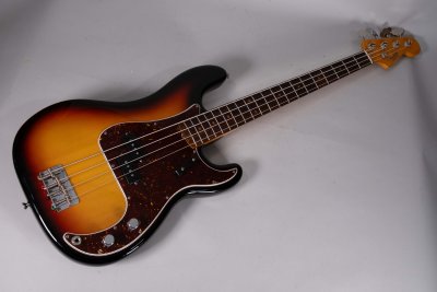 FENDER PRECISION AM VINTAGE II USATO