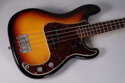 FENDER PRECISION AM VINTAGE II USATO