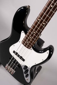 fender jazz japan 1986 blk usato